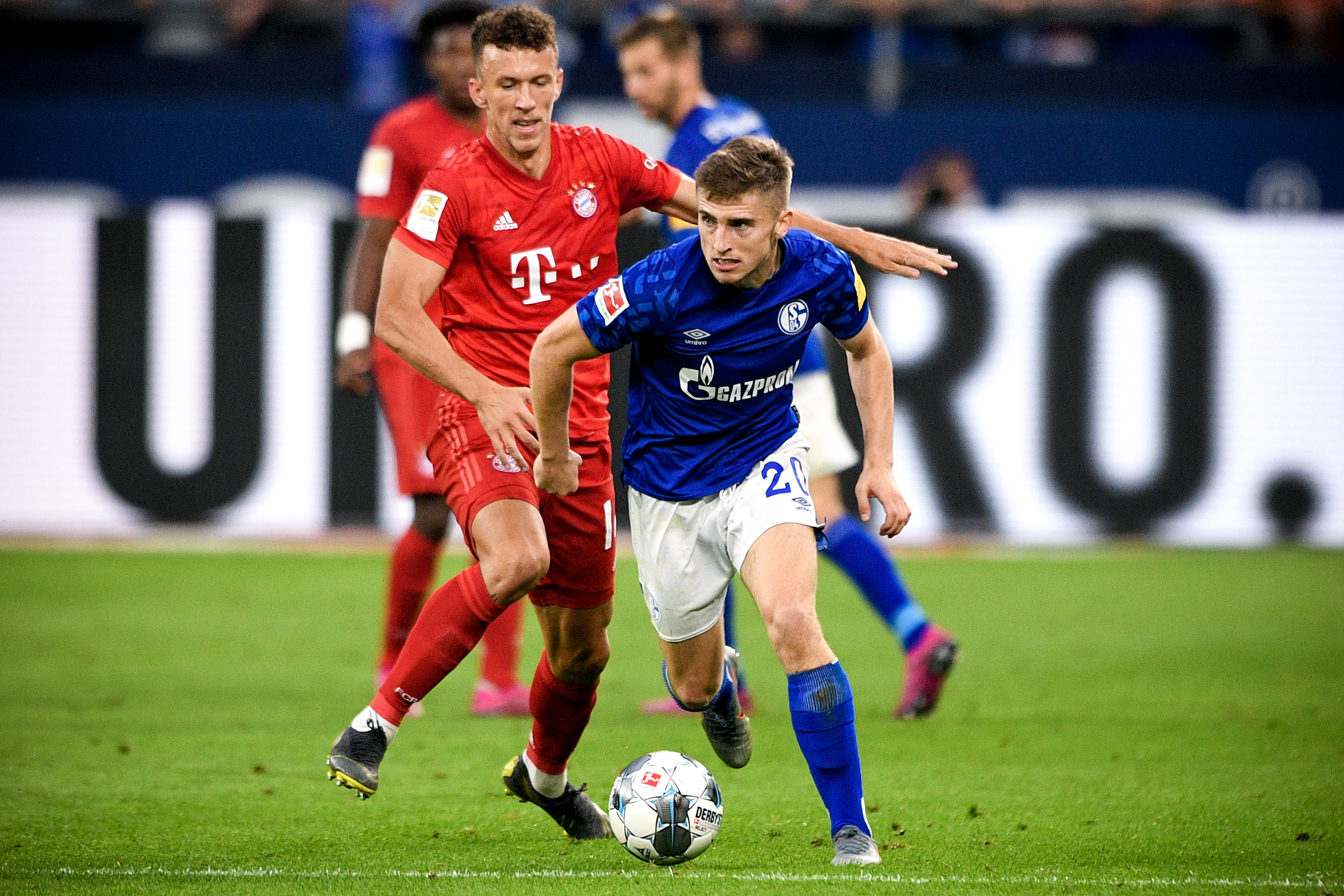 若管理层配 若管理层配